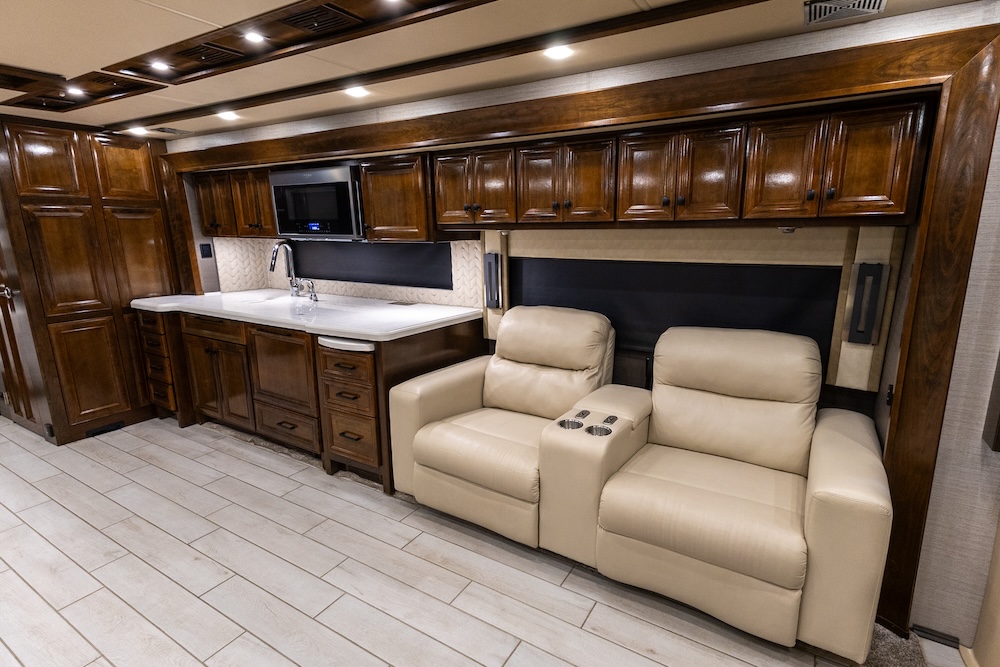 2022 Tiffin Allegro For Sale