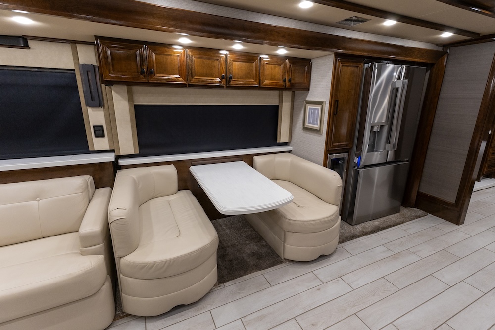 2022 Tiffin Allegro For Sale