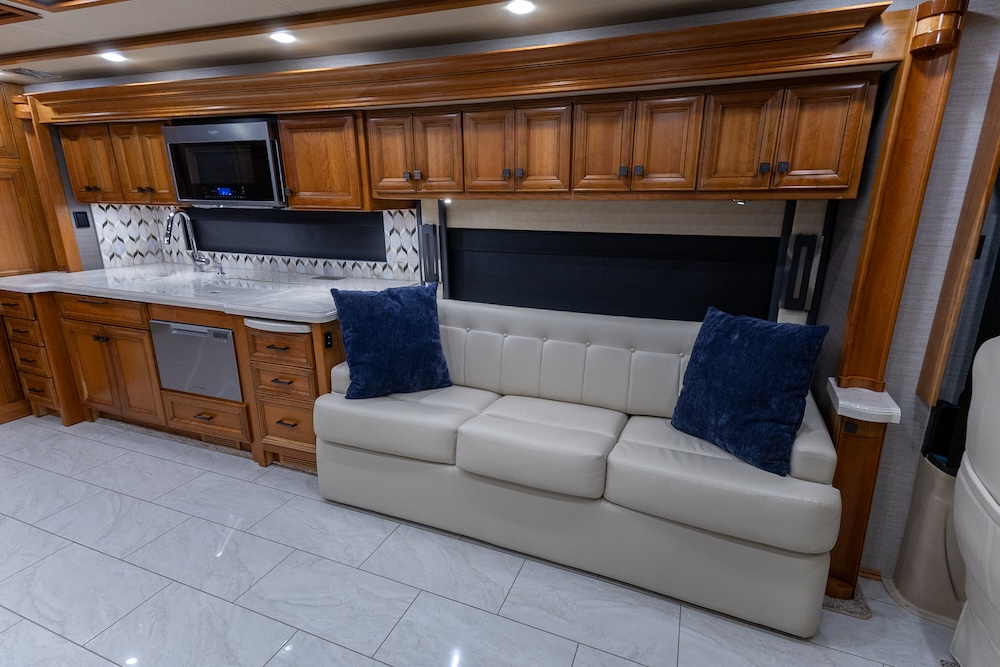 2022 Tiffin Allegro For Sale