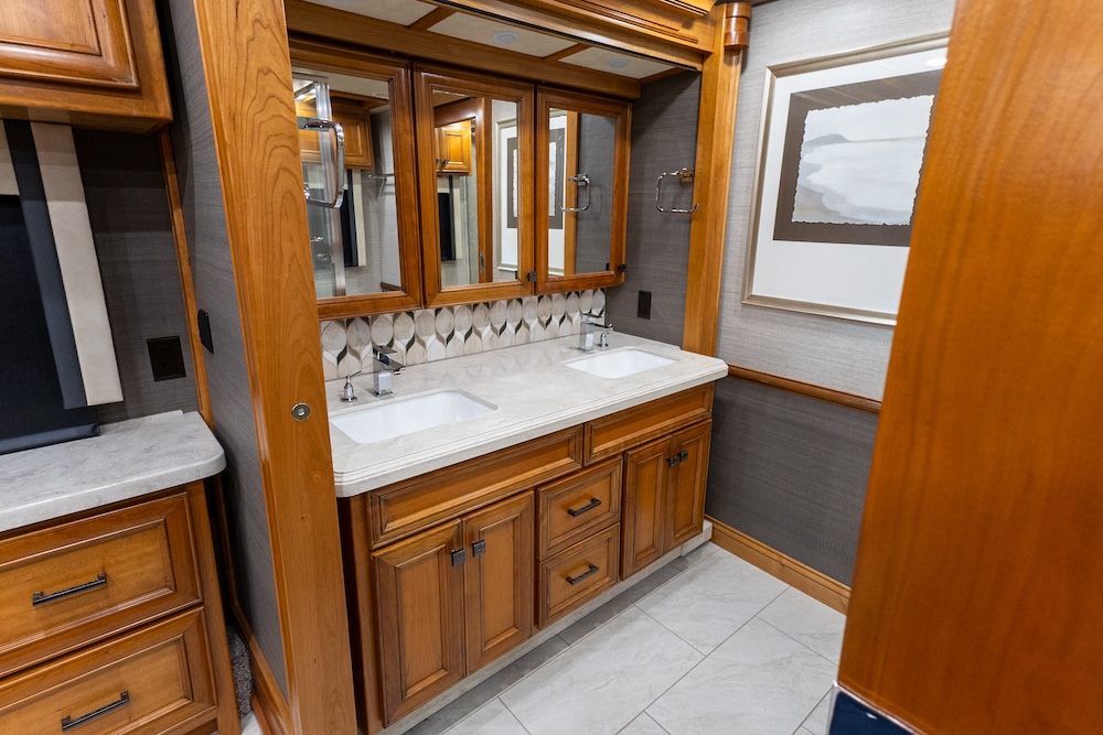 2022 Tiffin Allegro For Sale