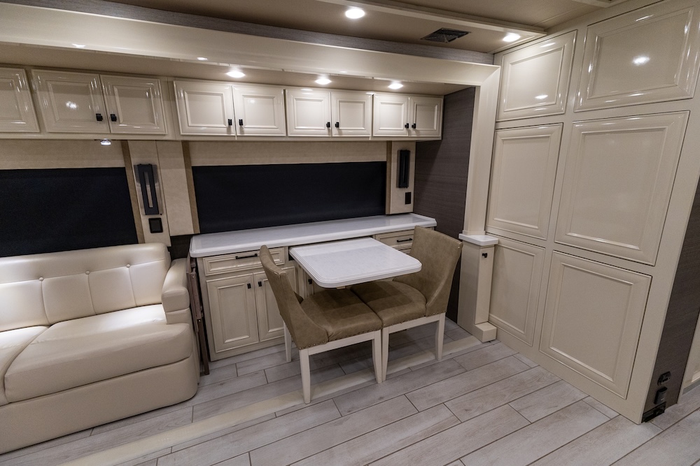 2022 Tiffin Allegro For Sale