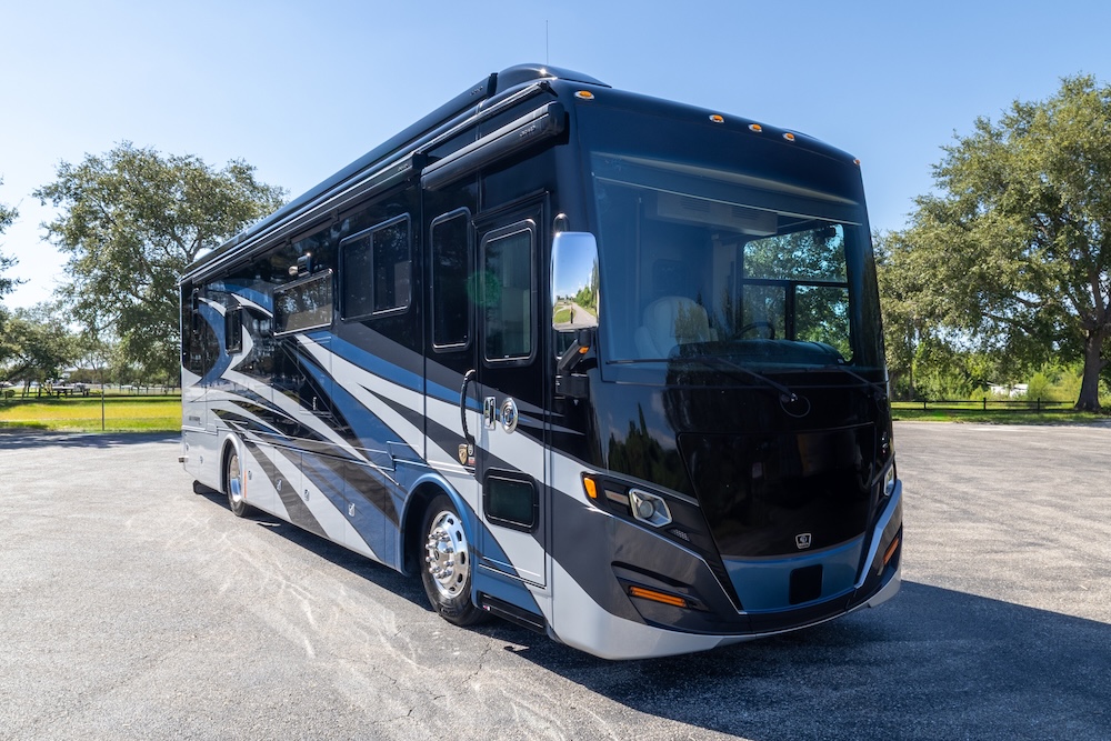 2022 Tiffin Allegro Red For Sale