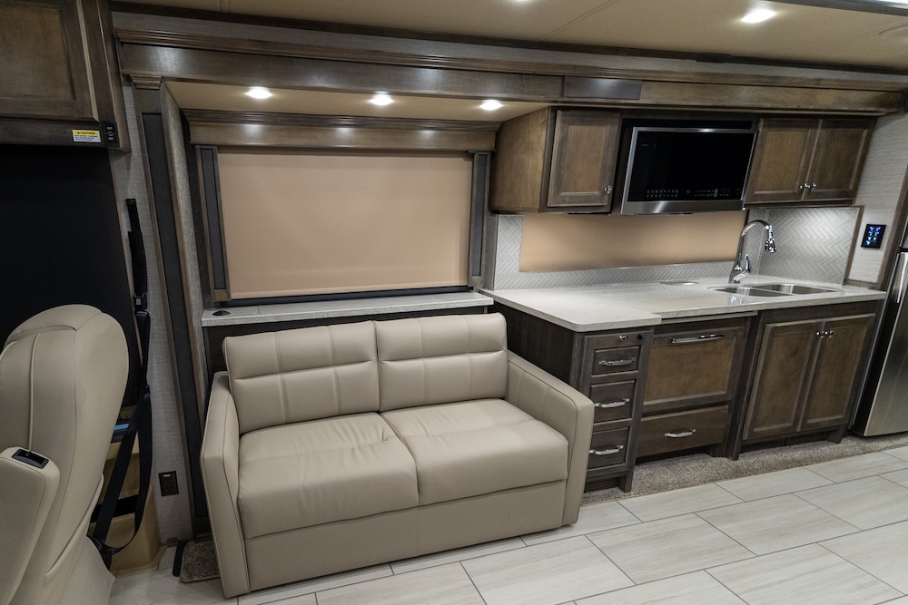 2022 Tiffin Allegro Red For Sale