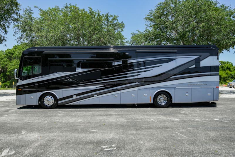 2022 Tiffin Phaeton For Sale