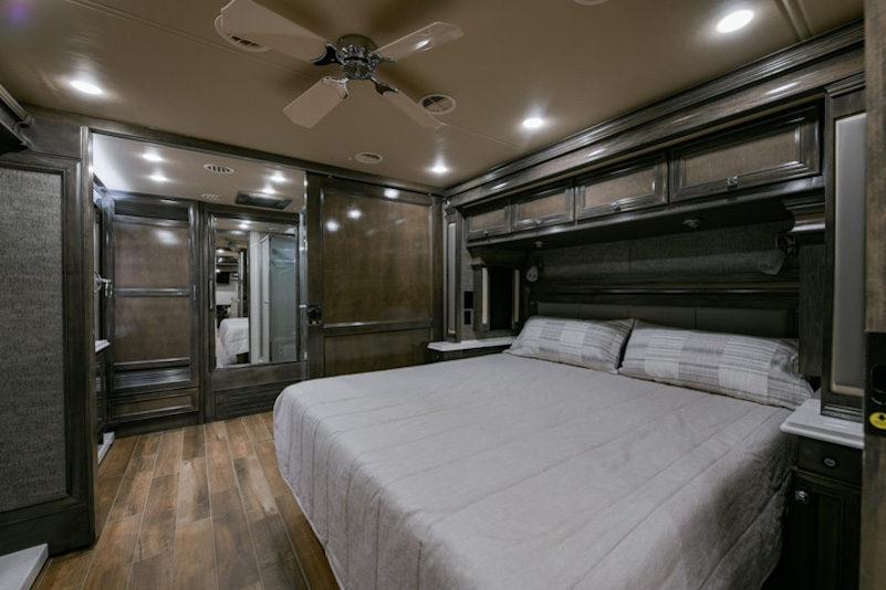 2022 Tiffin Phaeton For Sale