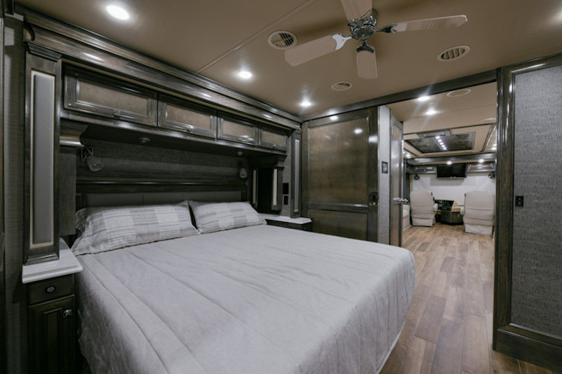 2022 Tiffin Phaeton For Sale