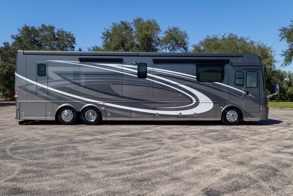 2023 Newmar London Aire For Sale