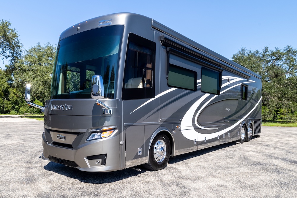 2023 Newmar London Aire For Sale