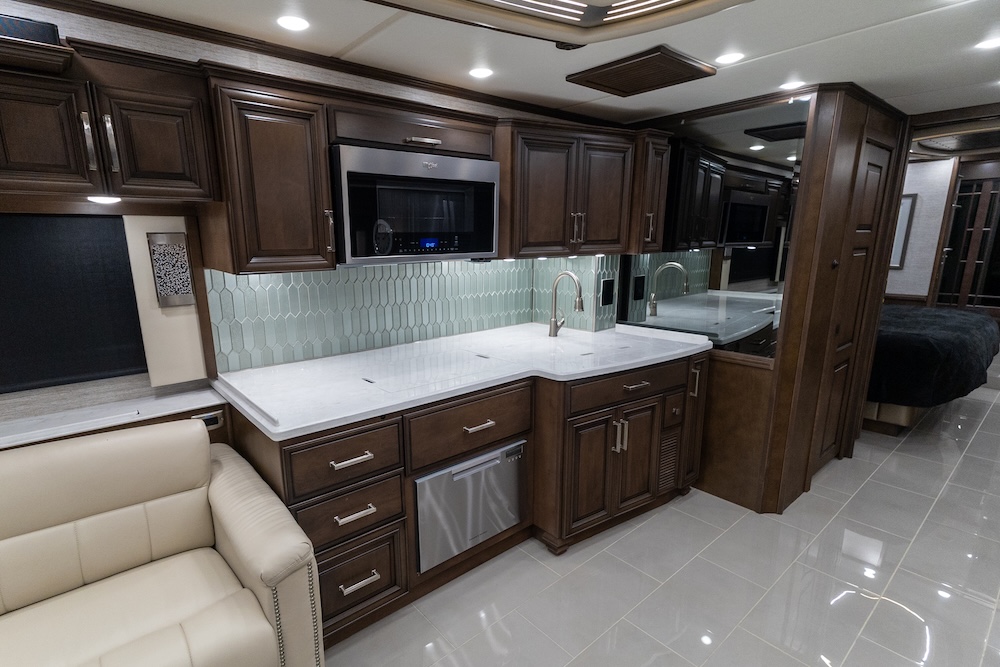 2023 Newmar London Aire For Sale
