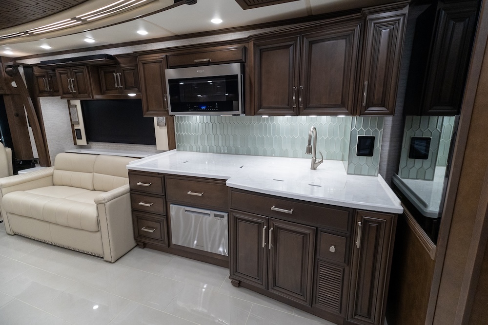 2023 Newmar London Aire For Sale