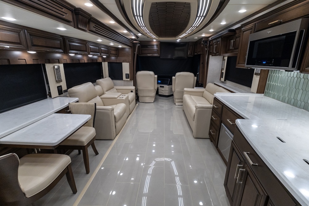 2023 Newmar London Aire For Sale
