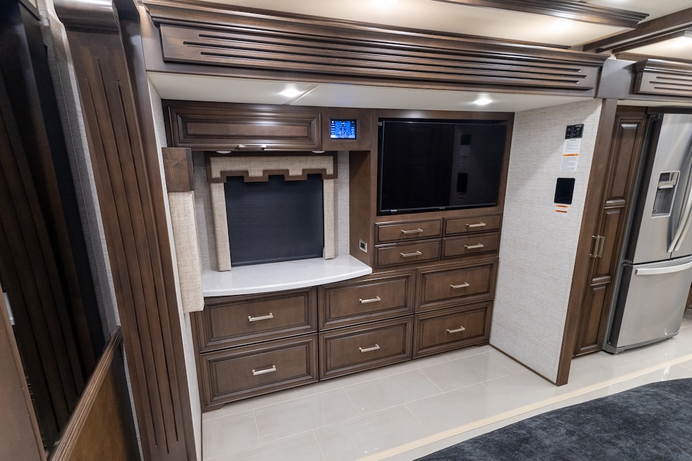 2023 Newmar London Aire For Sale