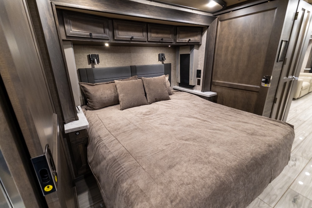 2023 Tiffin Allegro For Sale