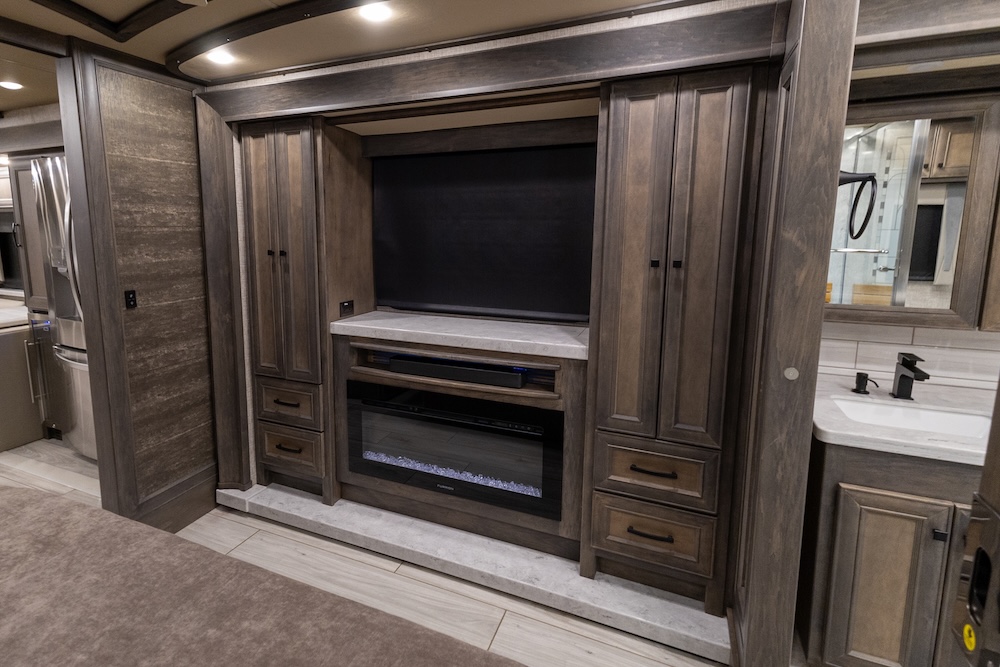 2023 Tiffin Allegro For Sale