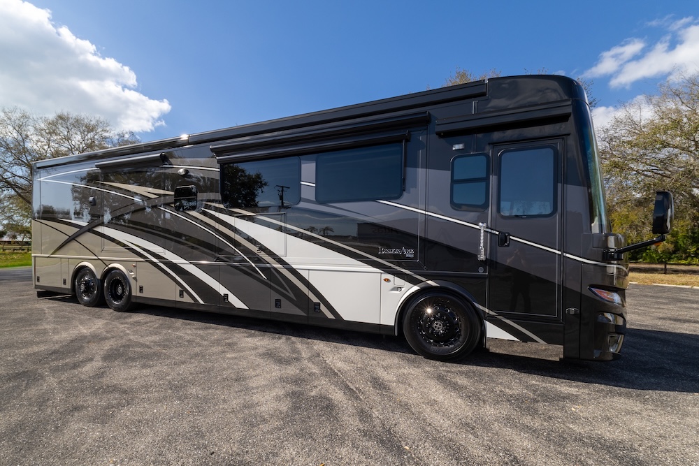 2024 Newmar London Aire For Sale