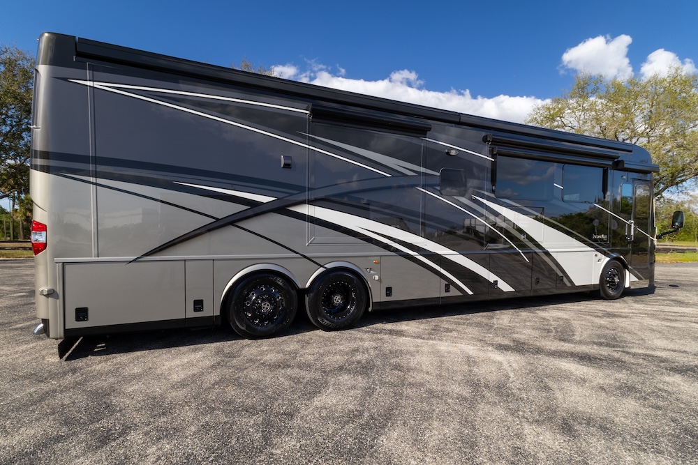 2024 Newmar London Aire For Sale