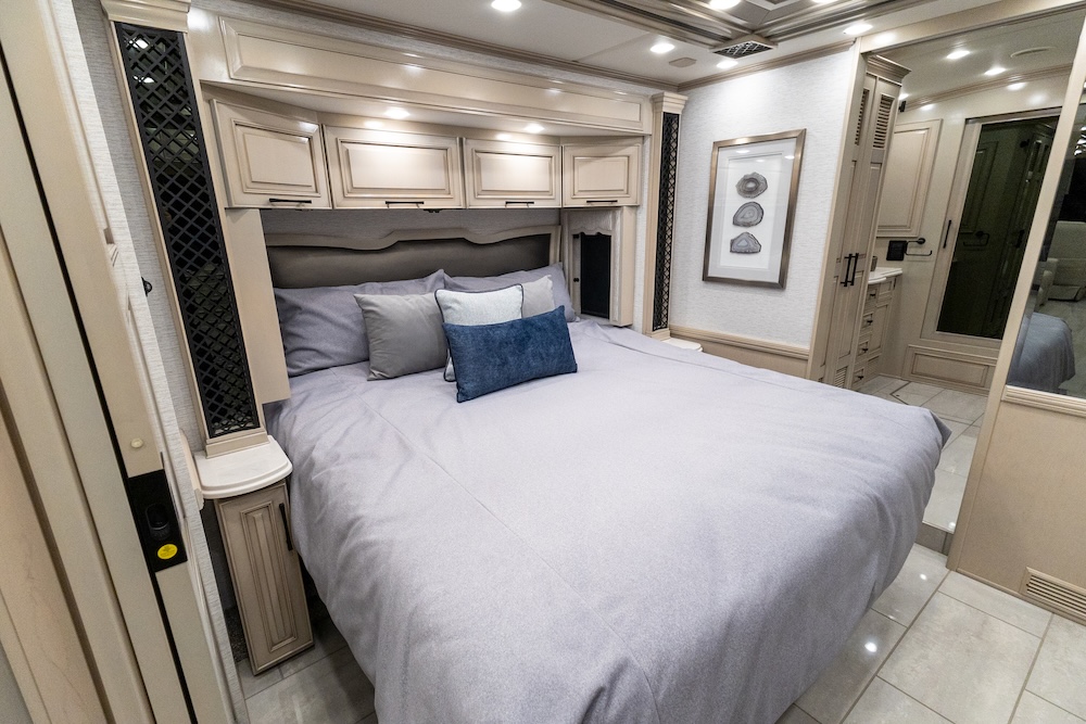 2024 Newmar London Aire For Sale