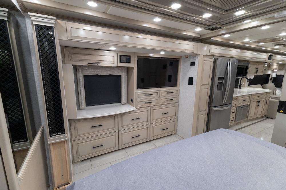 2024 Newmar London Aire For Sale