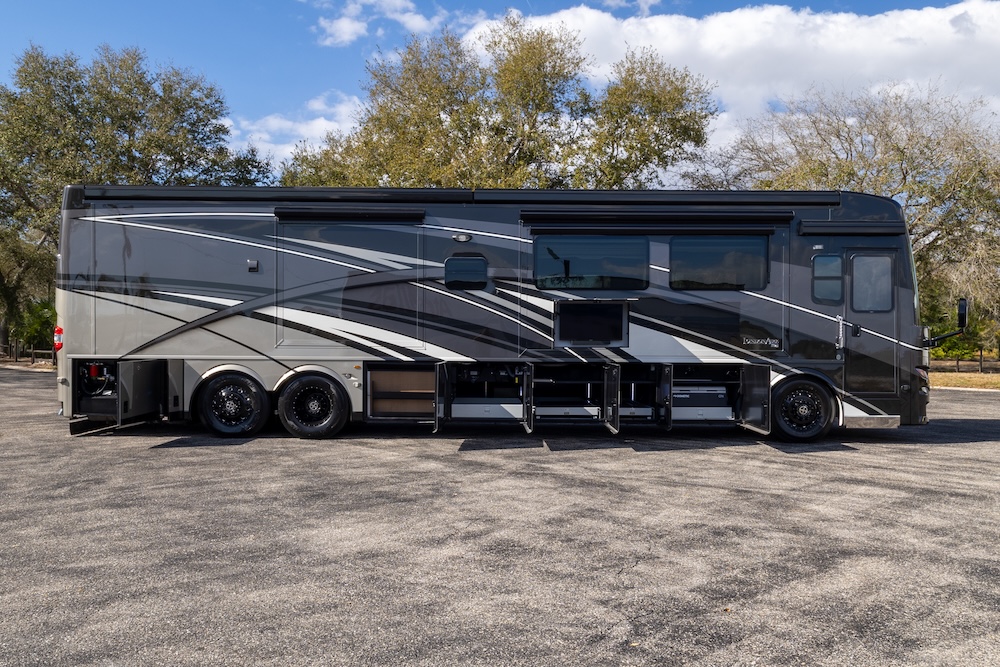 2024 Newmar London Aire For Sale