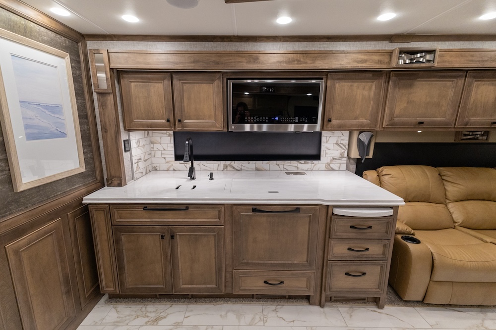 2024 Tiffin Pheaton For Sale