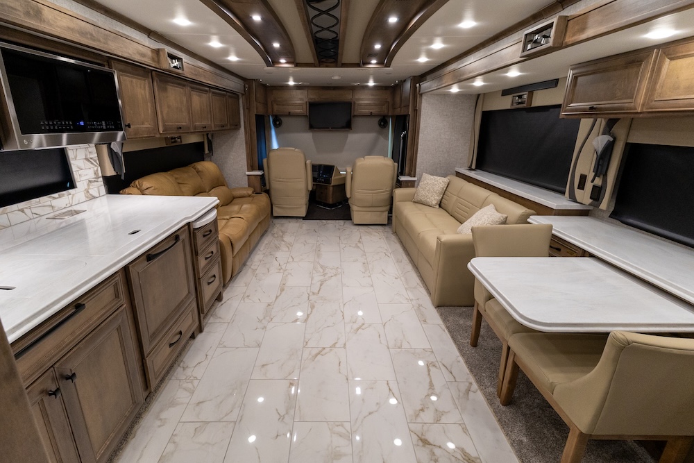 2024 Tiffin Pheaton For Sale