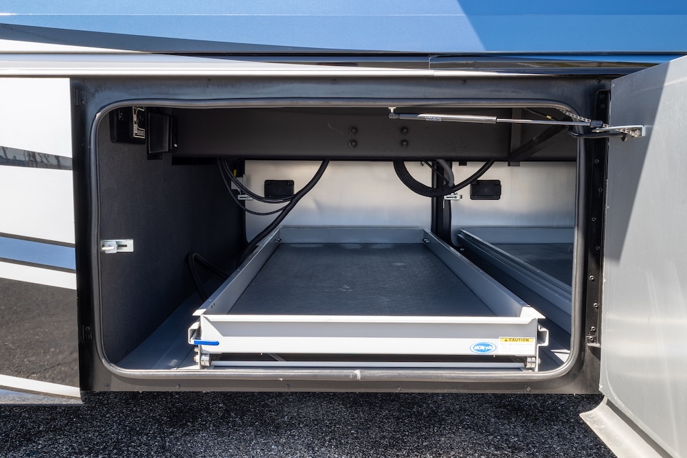 2024 Tiffin Pheaton For Sale