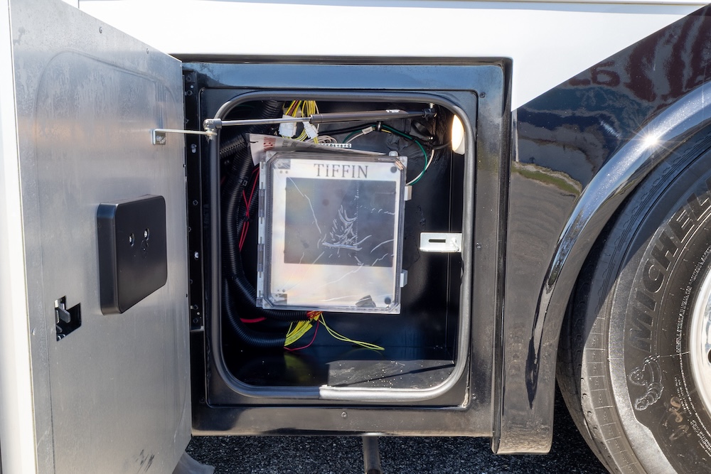 2024 Tiffin Pheaton For Sale