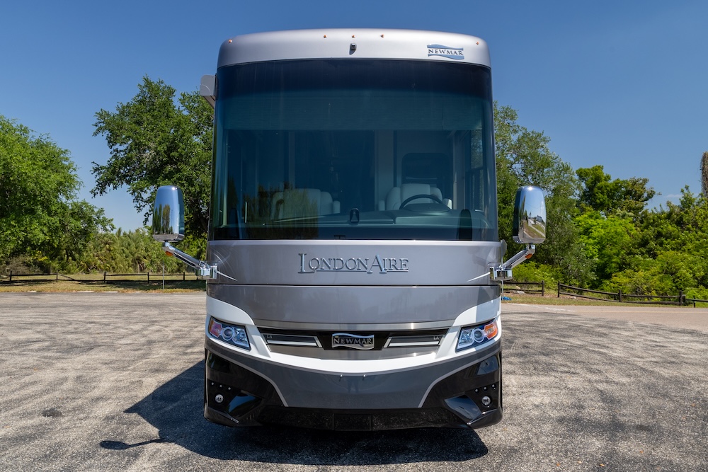 2025 Newmar London Aire For Sale
