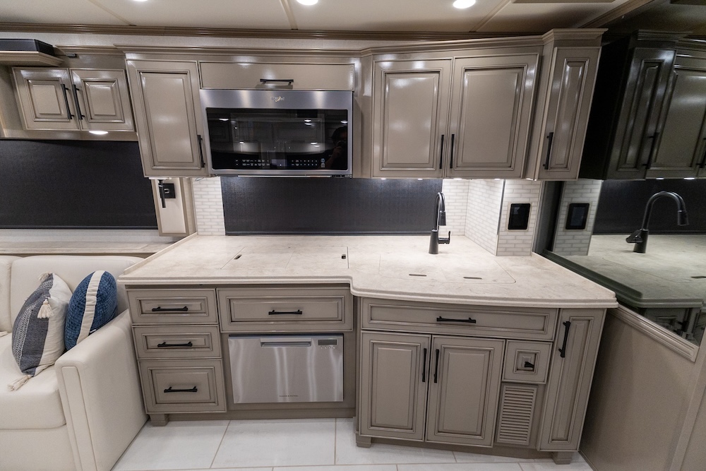 2025 Newmar London Aire For Sale