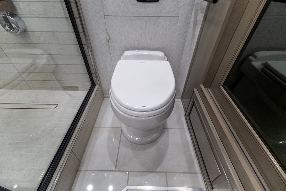 2025 Newmar London Aire For Sale