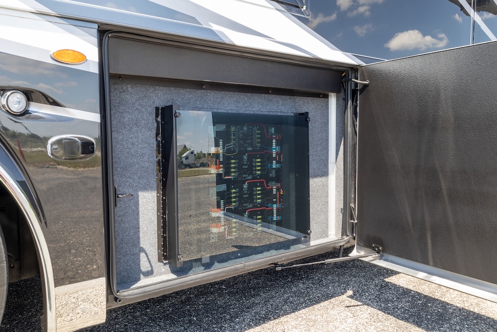 2025 Newmar London Aire For Sale