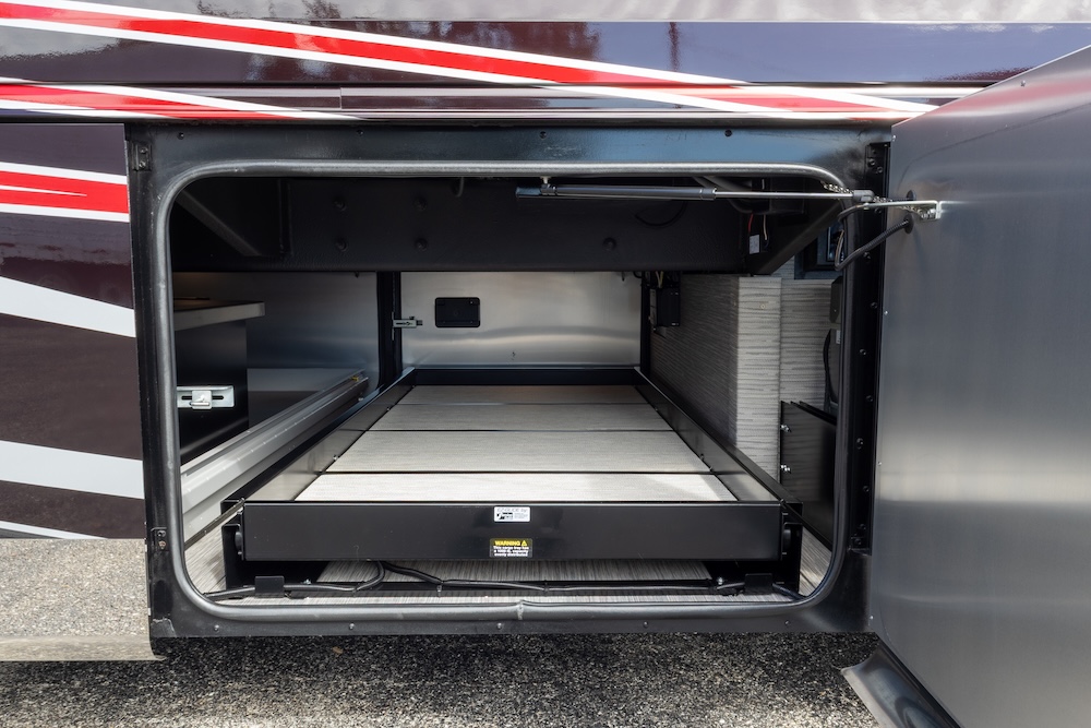 2025 Tiffin Zephyr For Sale