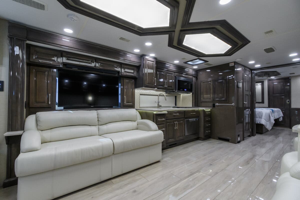2021 Entegra Coach 44W