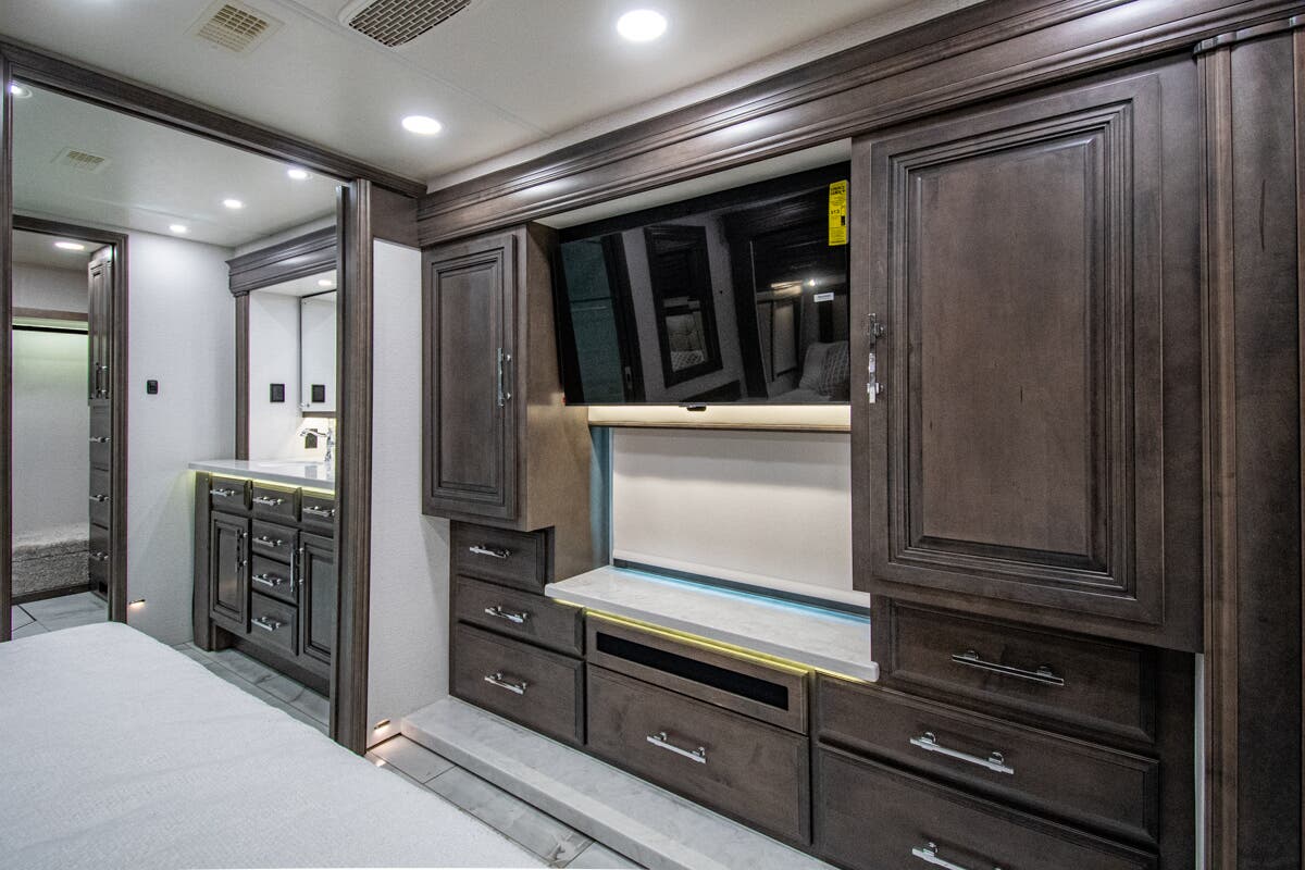 Bus-Stuff.com Class A Rv For Sale
