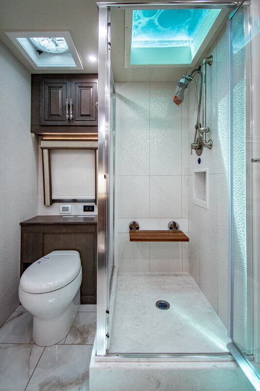 Bus-Stuff.com Class A Rv For Sale