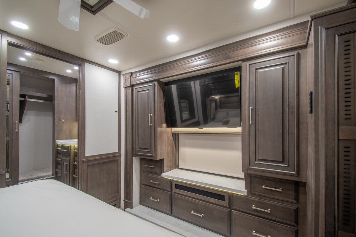 Bus-Stuff.com Class A Rv For Sale