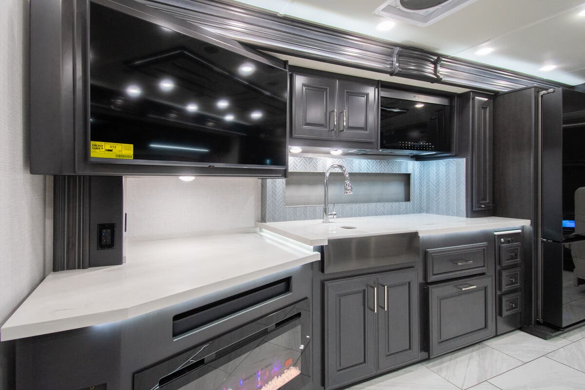 Bus-Stuff.com Class A Rv For Sale