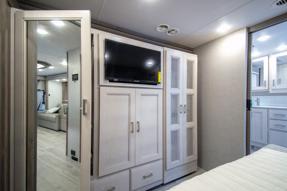 Bus-Stuff.com Class A Rv For Sale