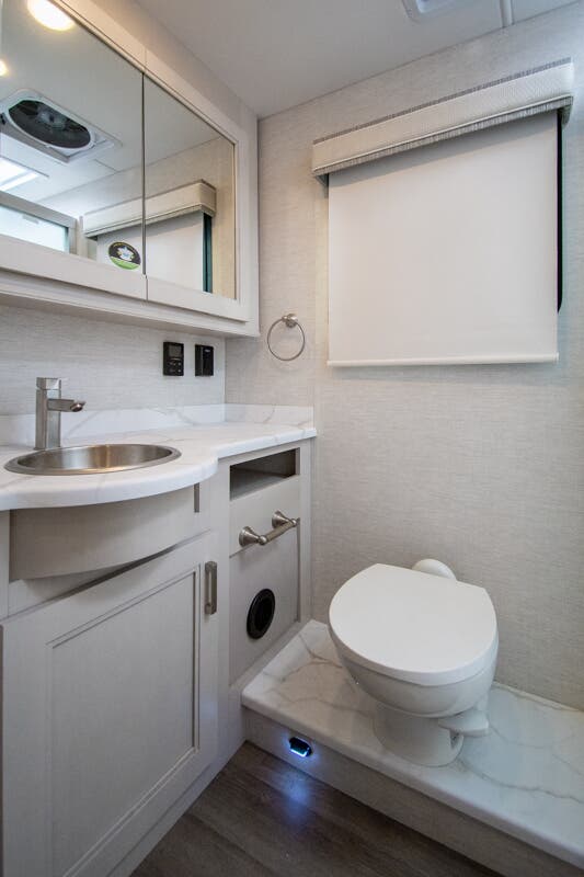 Bus-Stuff.com Class A Rv For Sale