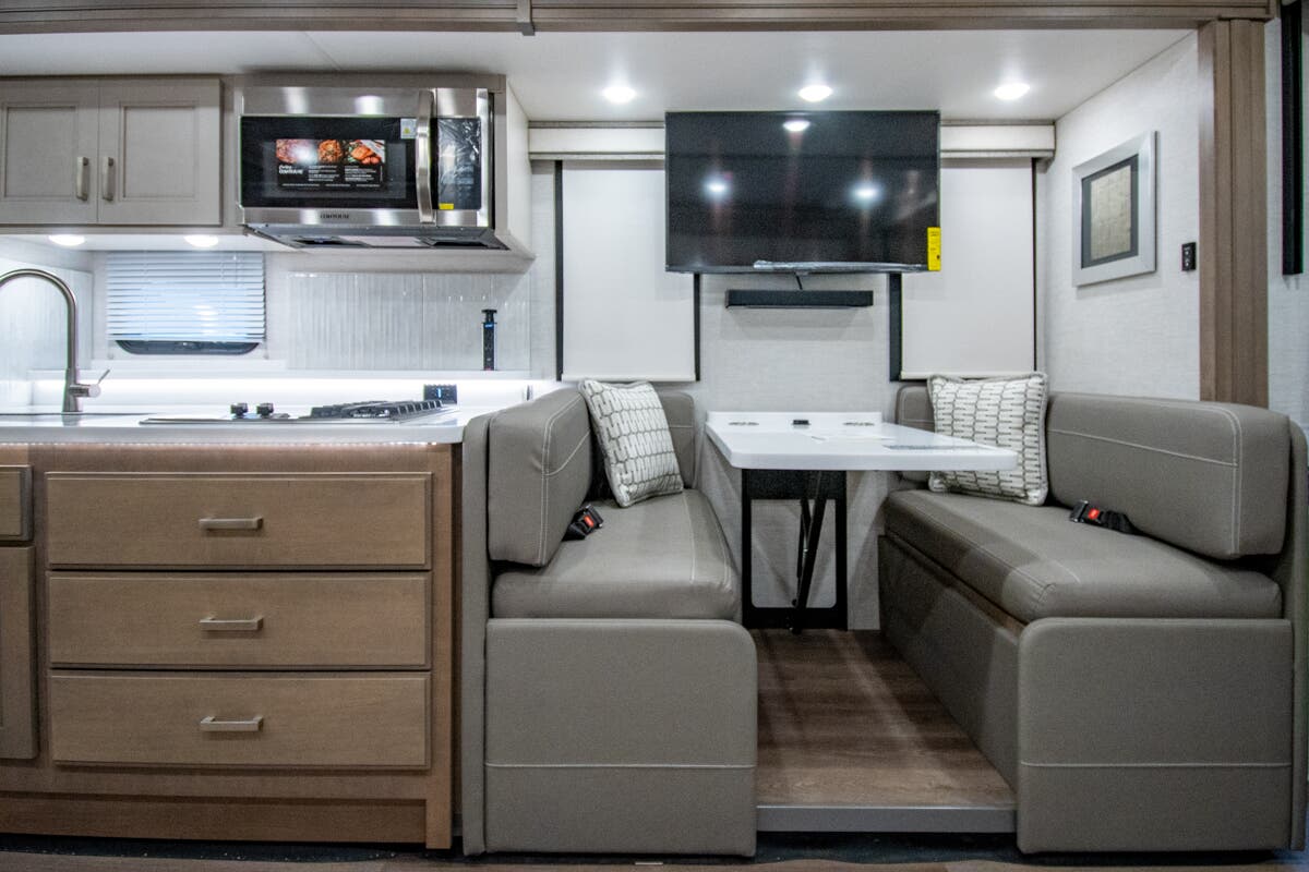 Bus-Stuff.com Class A Rv For Sale