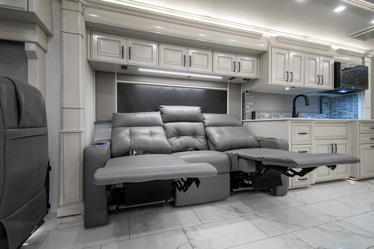 Bus-Stuff.com Class A Rv For Sale