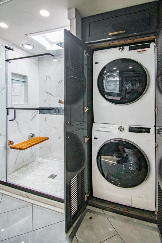 Bus-Stuff.com Class A Rv For Sale