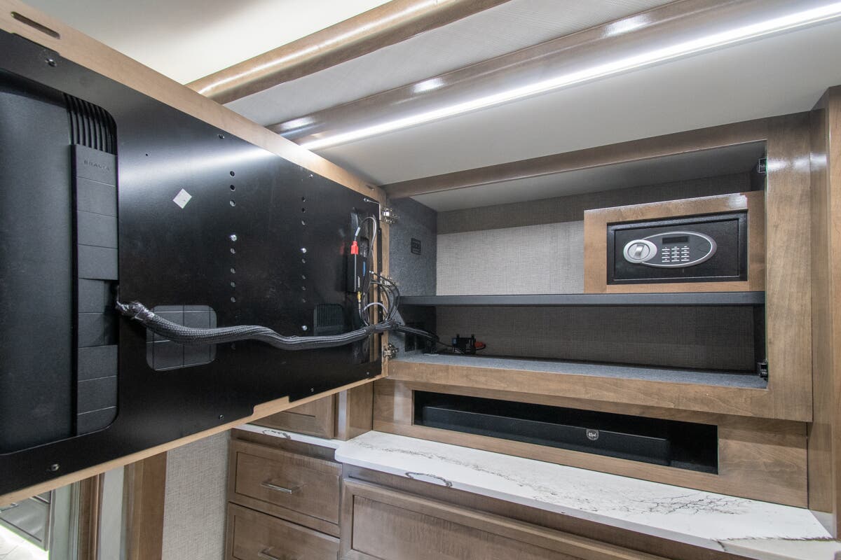 Bus-Stuff.com Class A Rv For Sale