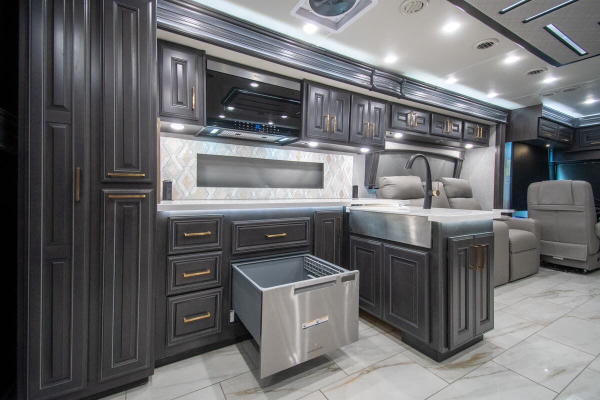 Bus-Stuff.com Class A Rv For Sale