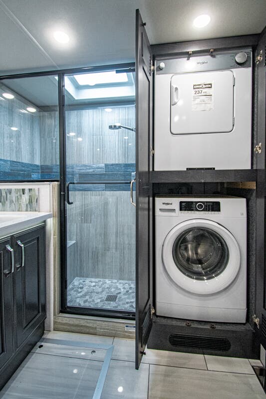 Bus-Stuff.com Class A Rv For Sale