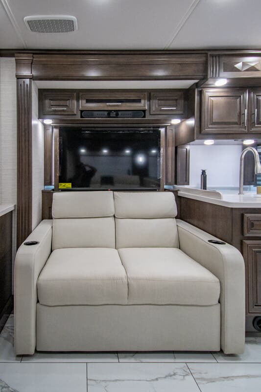 Bus-Stuff.com Class A Rv For Sale