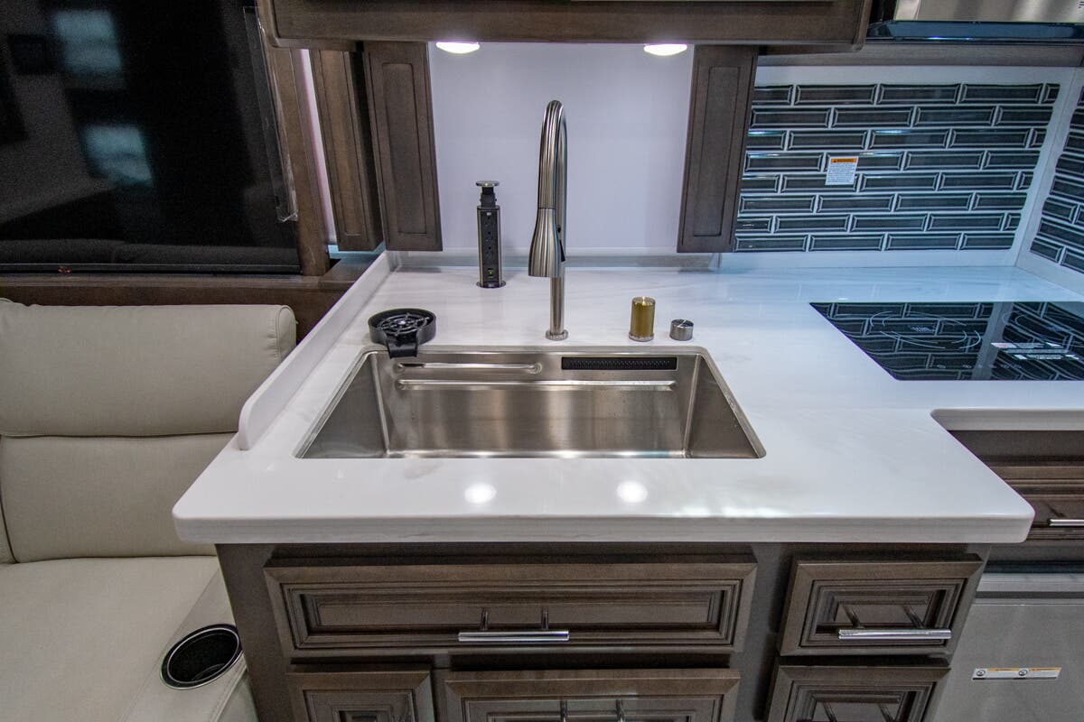 Bus-Stuff.com Class A Rv For Sale