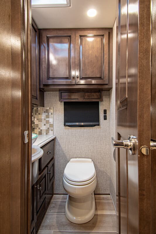 Bus-Stuff.com Class A Rv For Sale