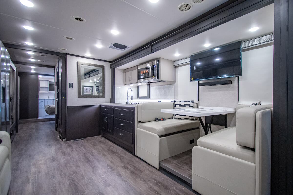 Bus-Stuff.com Class A Rv For Sale