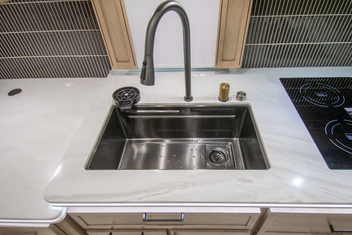 Bus-Stuff.com Class A Rv For Sale